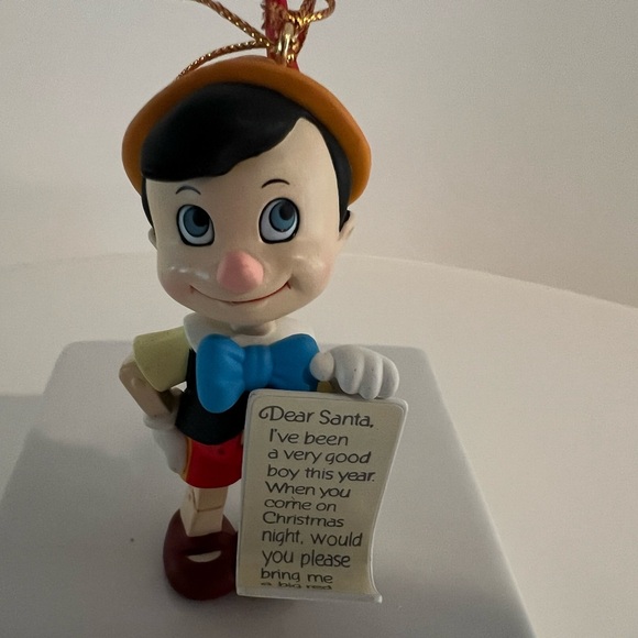 Disney Pinocchio Holding Dear Santa Letter Christmas classics Ornament NIB - Picture 3 of 4